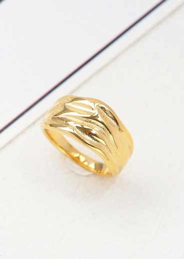 Elegantan prsten, ART2112, zlatne boje.