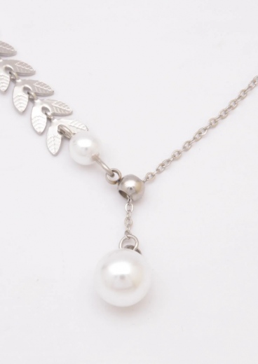 Elegantna ogrlica, ART566, srebrna boja.