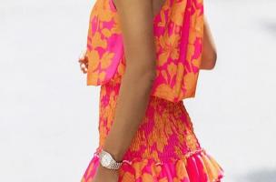 Elegantna mini haljina s uzorkom Torsa, fuksija